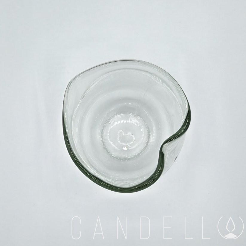 Upcyklovaná sklenice na svíčku ve tvaru srdce